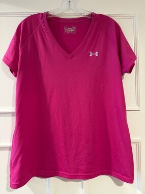 Under Armour Women's Pink V-Neck Short Sleeve Tee Athletic T Shirt Size Large